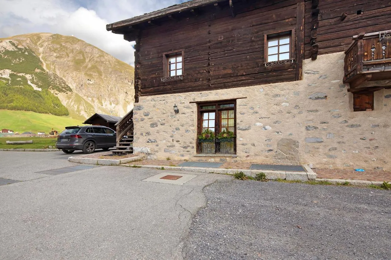 Baita Campacc Salient Apartment Livigno 0*,  Italy